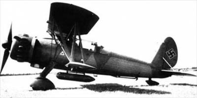 Одноместный палубный истребитель Arado Ar.197