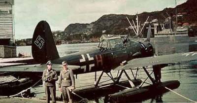 Двухместный корабельный разведчик и патрульный самолет Arado Ar.196