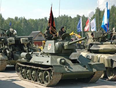 Советский средний огнемётный танк ОТ-34