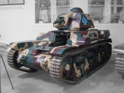 Французский лёгкий танк сопровождения Renault R-35