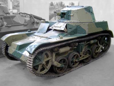Французский лёгкий танк AMR 33