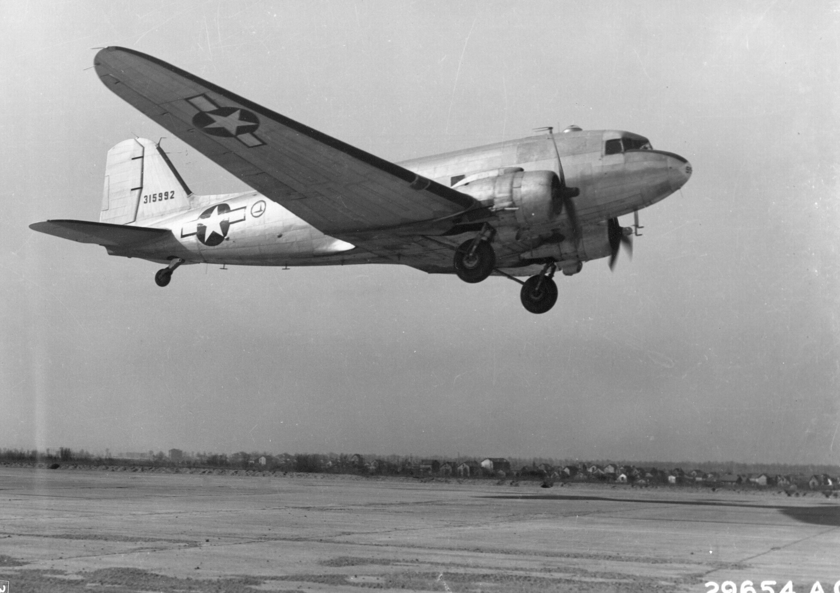 Douglas C-47 Skytrain/Dakota