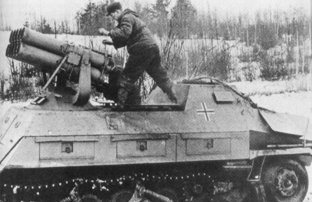 15cm Panzerwerfer 42 Auf.Sf (Sd.Kfz.4)