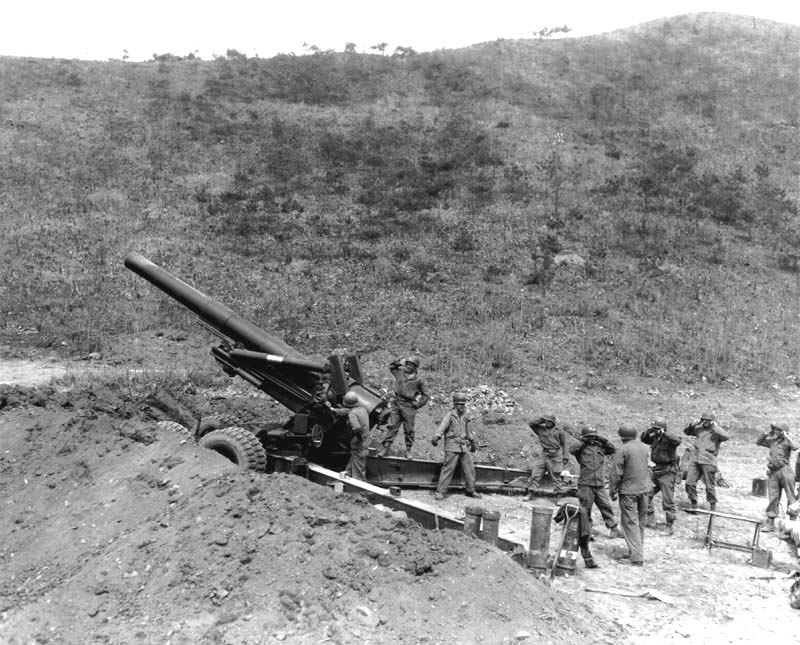 203mm Howitzer M115
